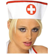 Op deze afbeelding zie je een Accessoires, van het merk Smiffy's. Verpleegster Kapje