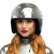 Op deze afbeelding zie je een Accessoires, van het merk Boland. Helm Disco Bol Zilver