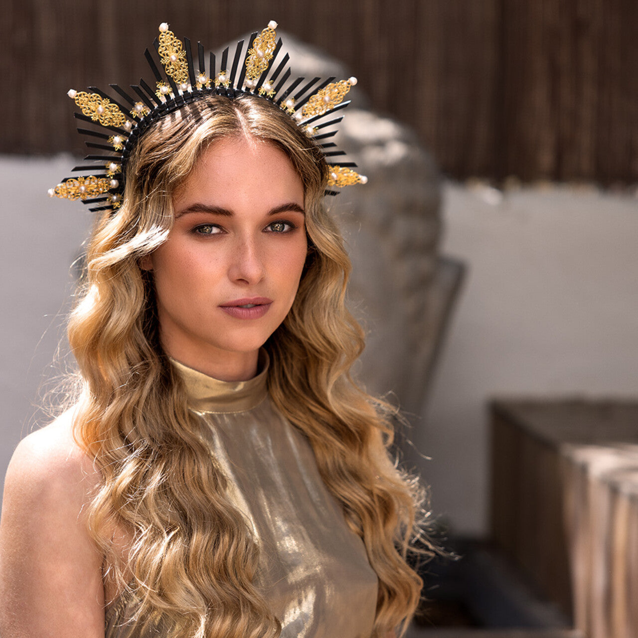 Op deze afbeelding zie je een Accessoires, van het merk Boland. Diadeem Halo Kroon Astra