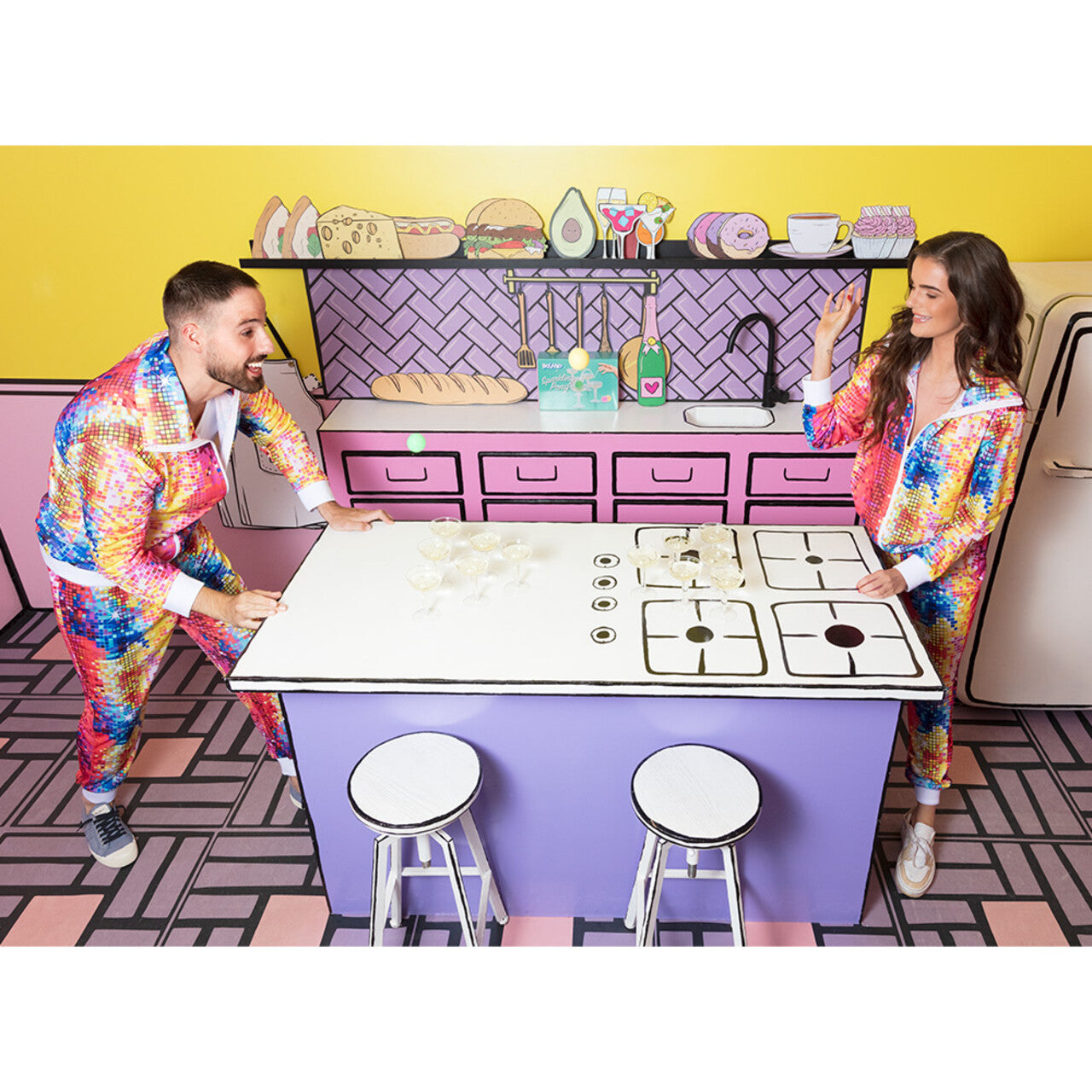 Op deze afbeelding zie je een Decoratie, van het merk Boland. Drankspel Sparkling-Pong