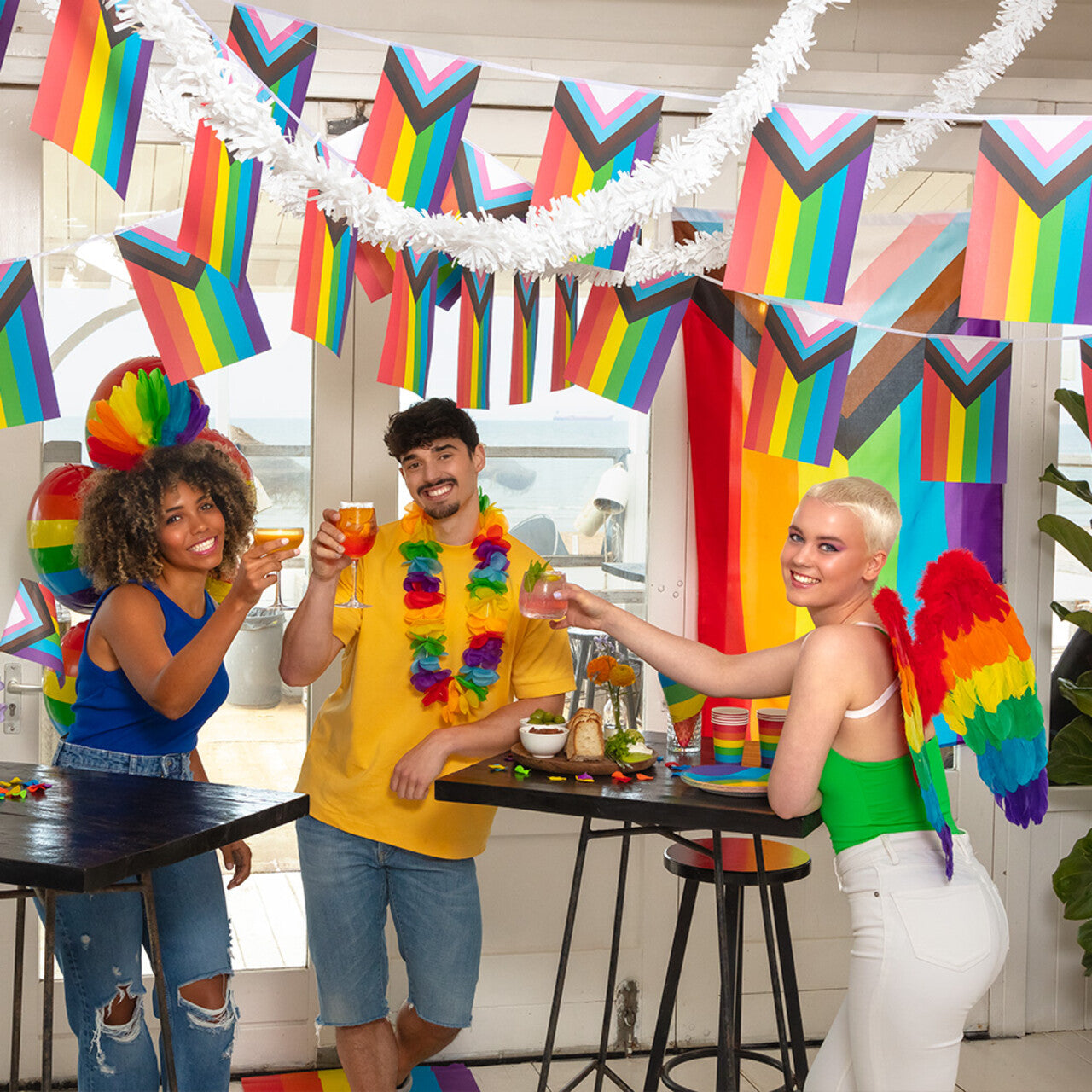 Op deze afbeelding zie je een Accessoires, van het merk Boland. Hawaïkrans Summer Pride