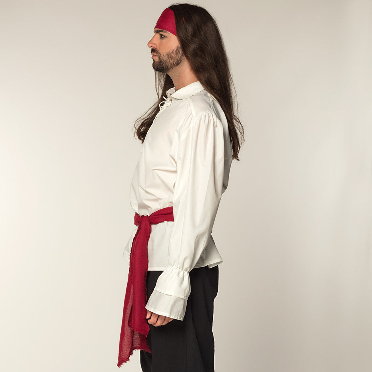 Op deze afbeelding zie je een Accessoires, van het merk Boland. Set Piraat Rood (Hoofdband En Sjerp)