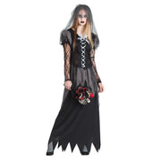 Op deze afbeelding zie je een Kostuums, van het merk Boland. Undead Bride From Hell Vrouw Kostuum