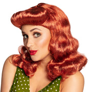 Op deze afbeelding zie je een Accessoires, van het merk Boland. Pruik 50s Pin-Up Patty
