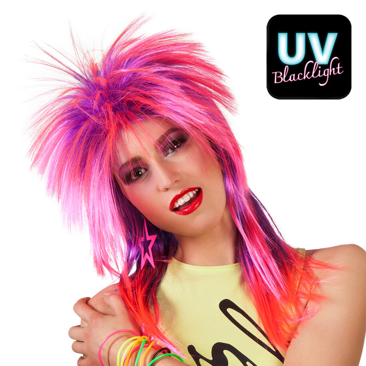 Op deze afbeelding zie je een Accessoires, van het merk Boland. Pruik Kimberley Rockstar