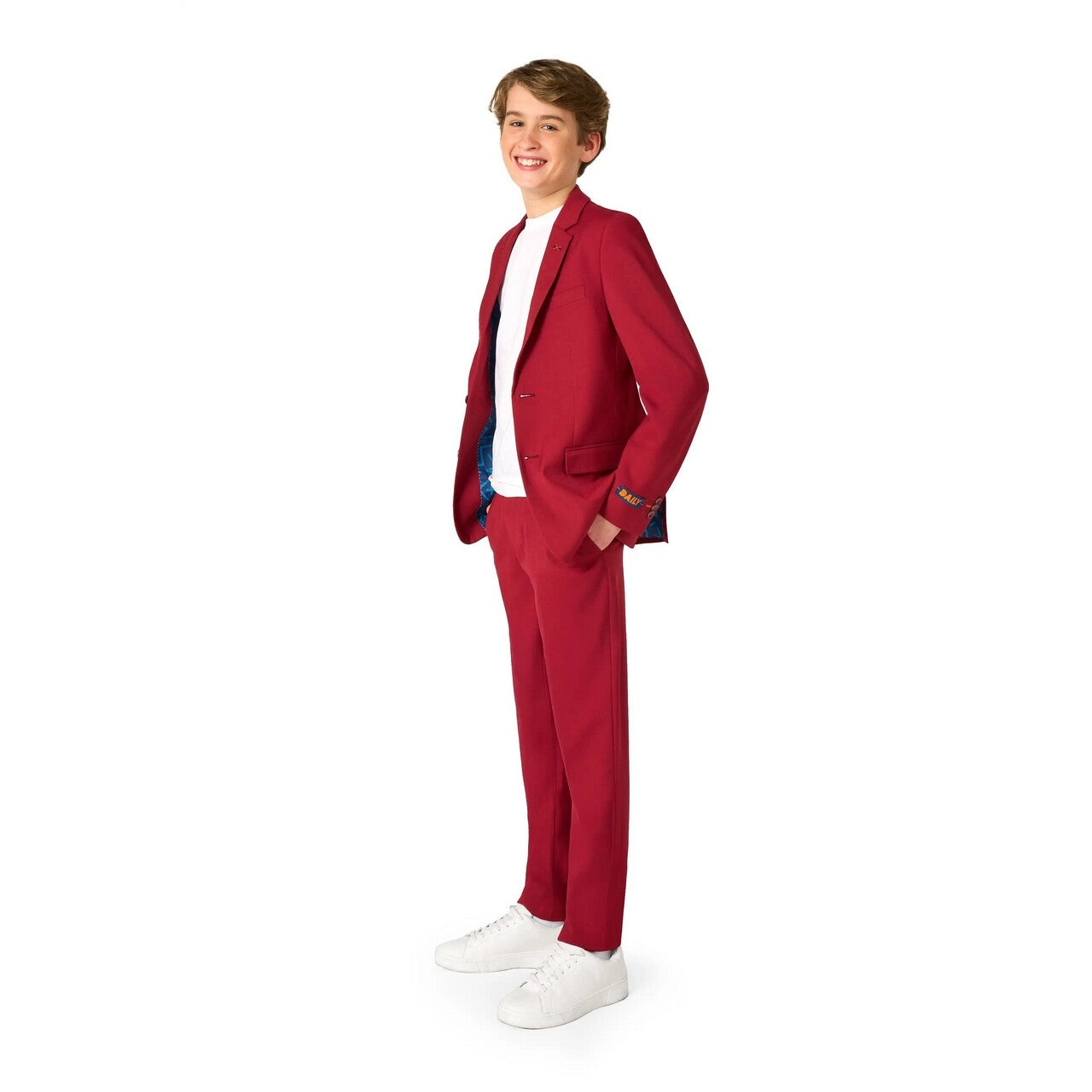 Op deze afbeelding zie je een Kostuums, van het merk Opposuits. Daily Bright Burgundy Tiener Jongen Kostuum
