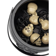 Op deze afbeelding zie je een Decoratie, van het merk Funidelia. Set Van 6 Halloween Schedels 5 Cm