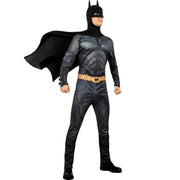 Op deze afbeelding zie je een Kostuums, van het merk Funidelia. Original Batman The Dark Knight Kostuum