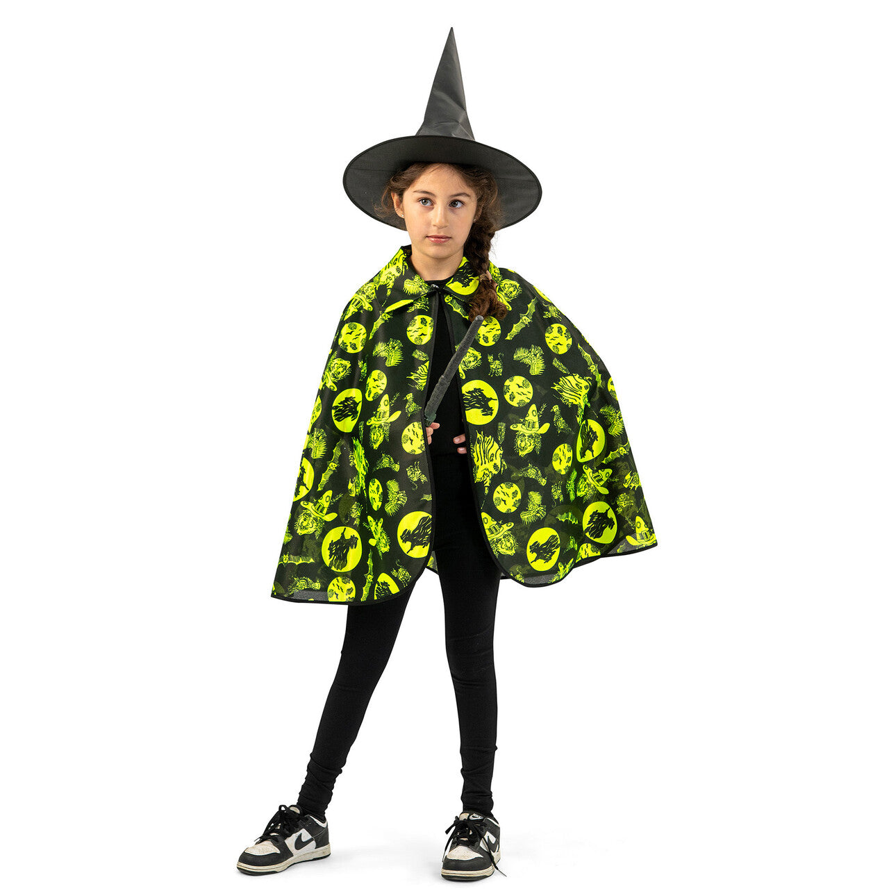 Op deze afbeelding zie je een Kostuums, van het merk Funny Fashion. Fluorescerende Heksen Cape Kind