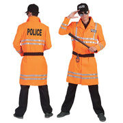 Op deze afbeelding zie je een Kostuums, van het merk Funny Fashion. Neon Oranje Politie Man Kostuum