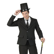 Op deze afbeelding zie je een Kostuums, van het merk Funny Fashion. Deftig Zwart Colbert Chaplin Man