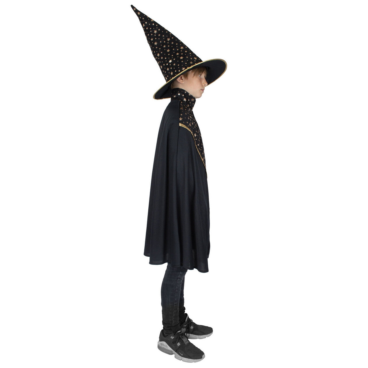 Op deze afbeelding zie je een Kostuums, van het merk Funny Fashion. Magische Zwarte Heksencape Kind Kostuum