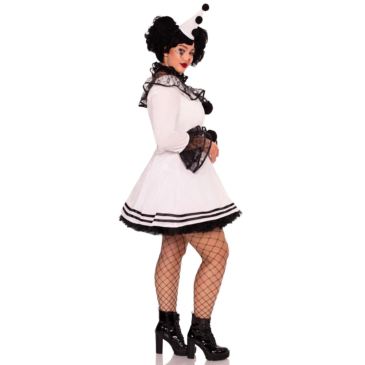Op deze afbeelding zie je een Kostuums, van het merk Leg Avenue. Plus Size Dolly Pierrot Vrouw Kostuum