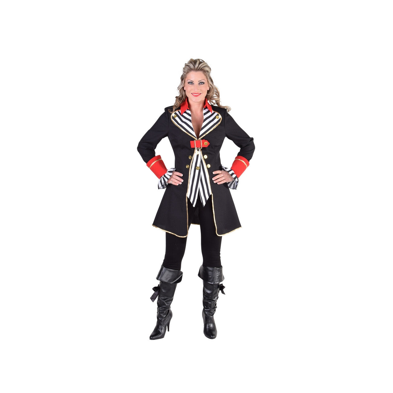 Op deze afbeelding zie je een Kostuums, van het merk Magic By Freddy's. Mantel Zeerover Hoofdvrouw Fabiana