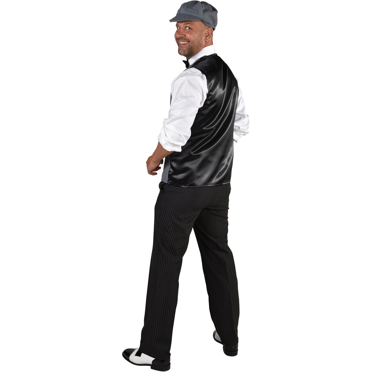 Op deze afbeelding zie je een Kostuums, van het merk Magic By Freddy's. Birmingham Jaren 20 Peaky Vest En Pet Grijs Man
