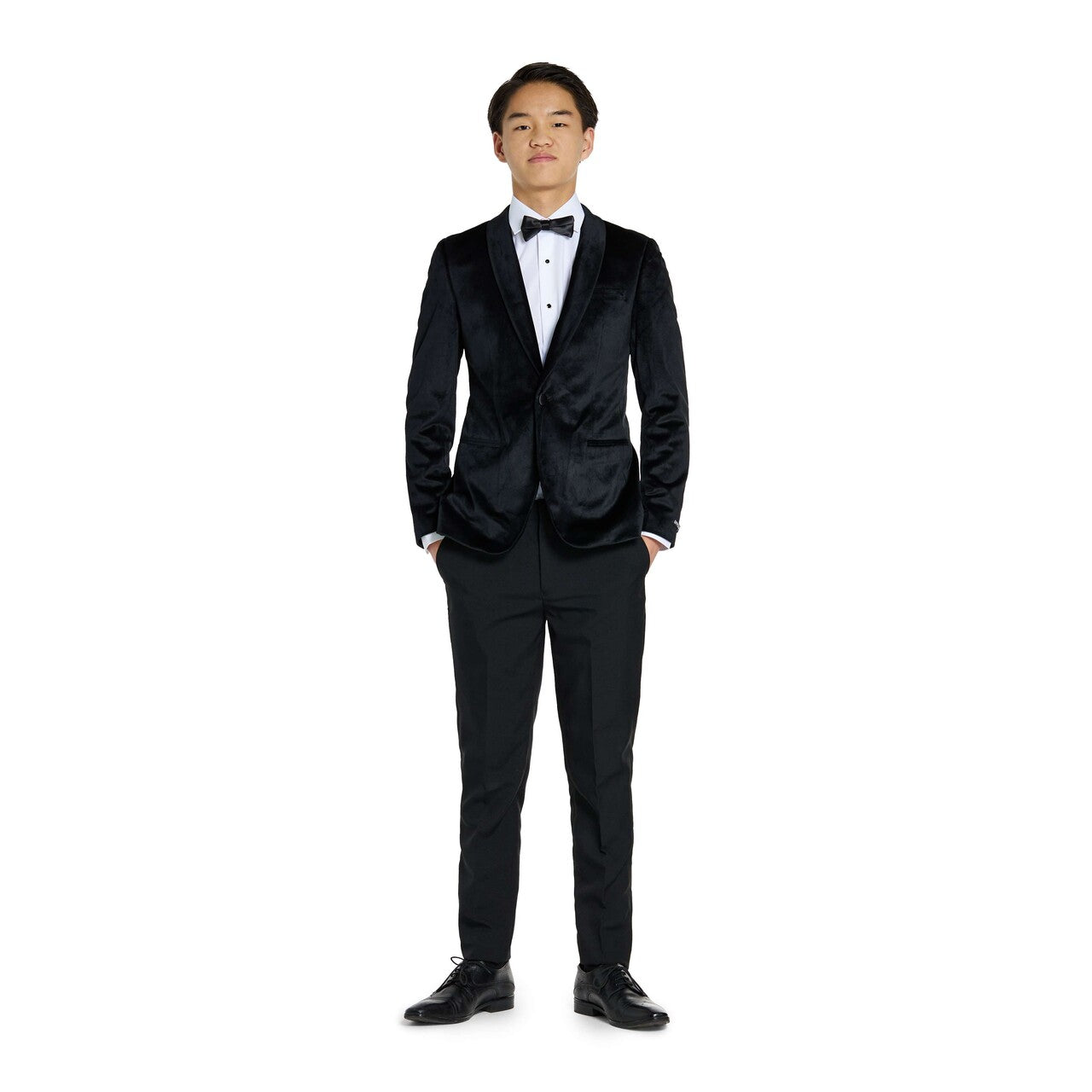 Op deze afbeelding zie je een Kostuums, van het merk Opposuits. Teen Boys Dinner Jacket - Black Jongen Kostuum