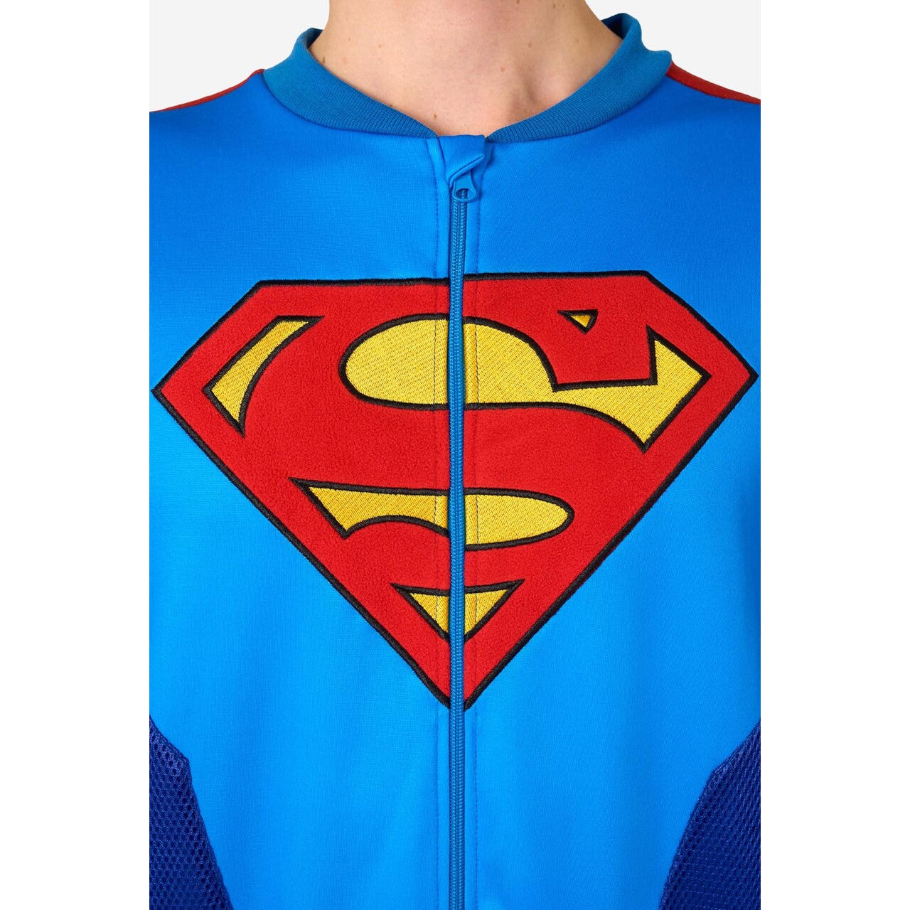 Op deze afbeelding zie je een Kostuums, van het merk Opposuits. Superman Onesie Kostuum