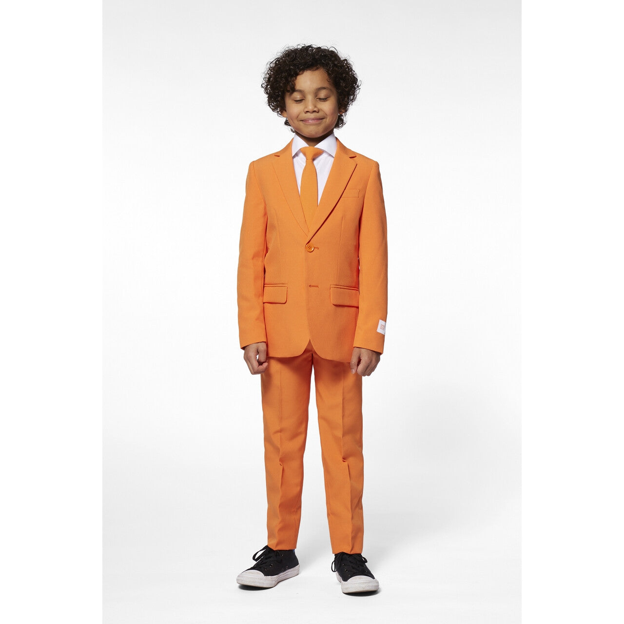 Op deze afbeelding zie je een Kostuums, van het merk Opposuits. Oranje Hoog In Het Vaandel Jongen Kostuum