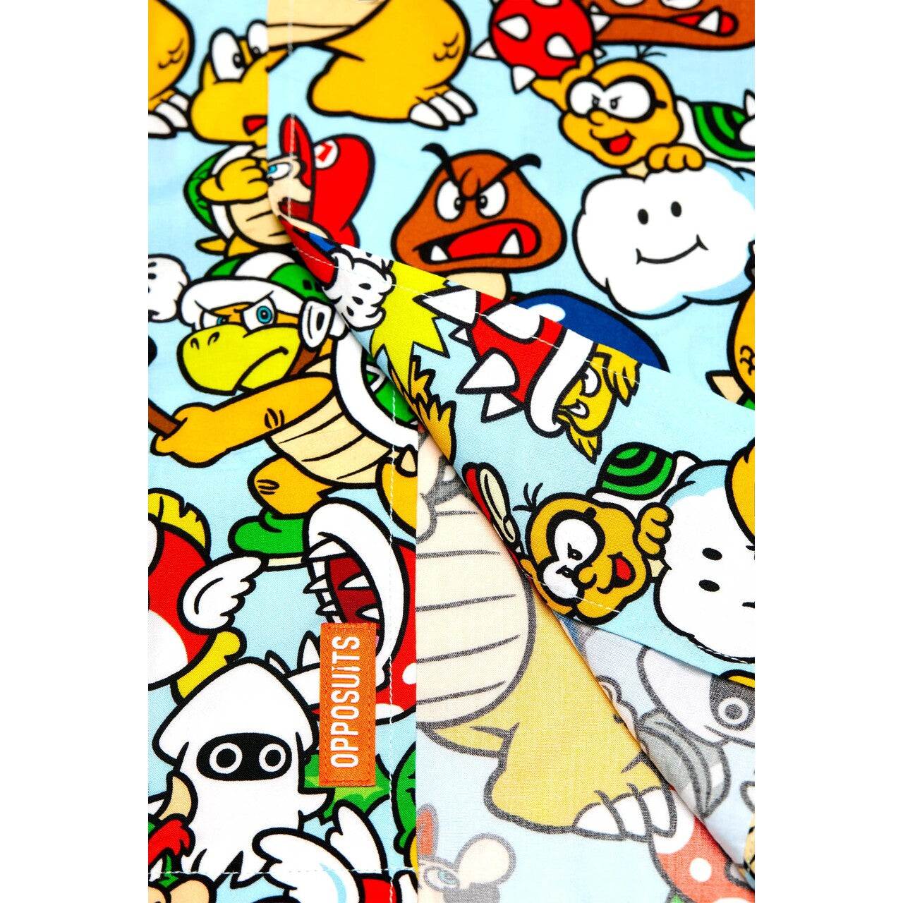 Op deze afbeelding zie je een Kostuums, van het merk Opposuits. Bowsers™ Kingdom Super Mario™ Iconen Blouse Man