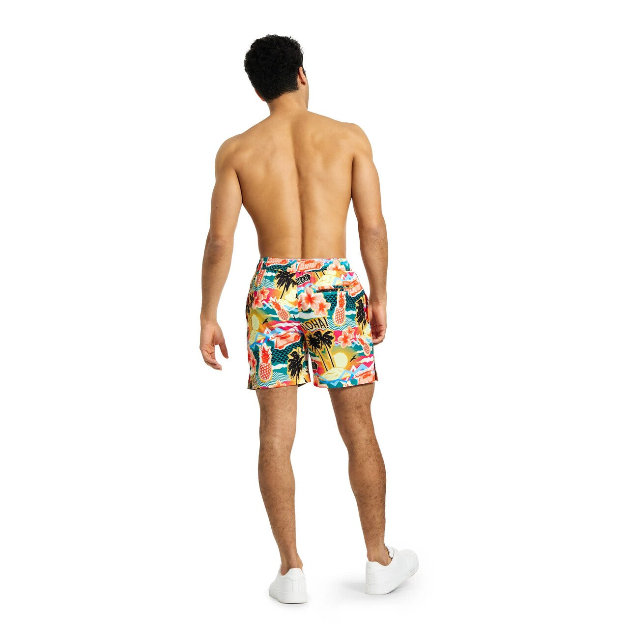 Op deze afbeelding zie je een Kostuums, van het merk Opposuits. Aloha Hero Beach Broek Man