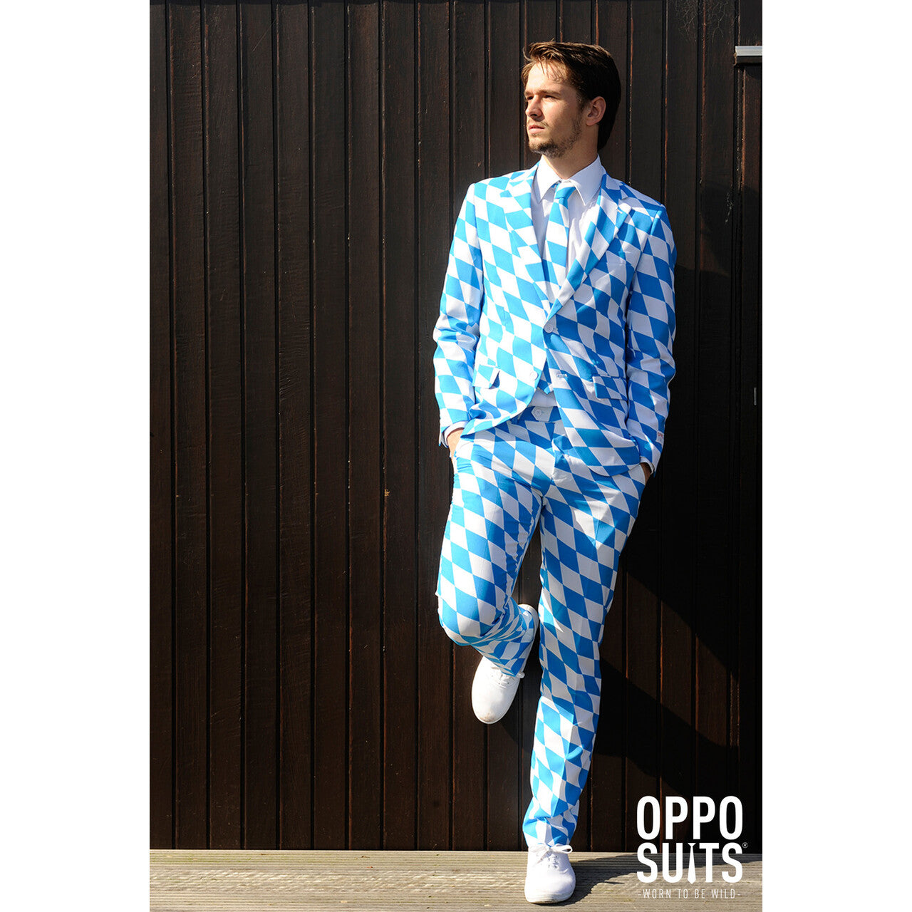 Op deze afbeelding zie je een Kostuums, van het merk Opposuits. The Bavarian Harlequino Opposuit Kostuum Man