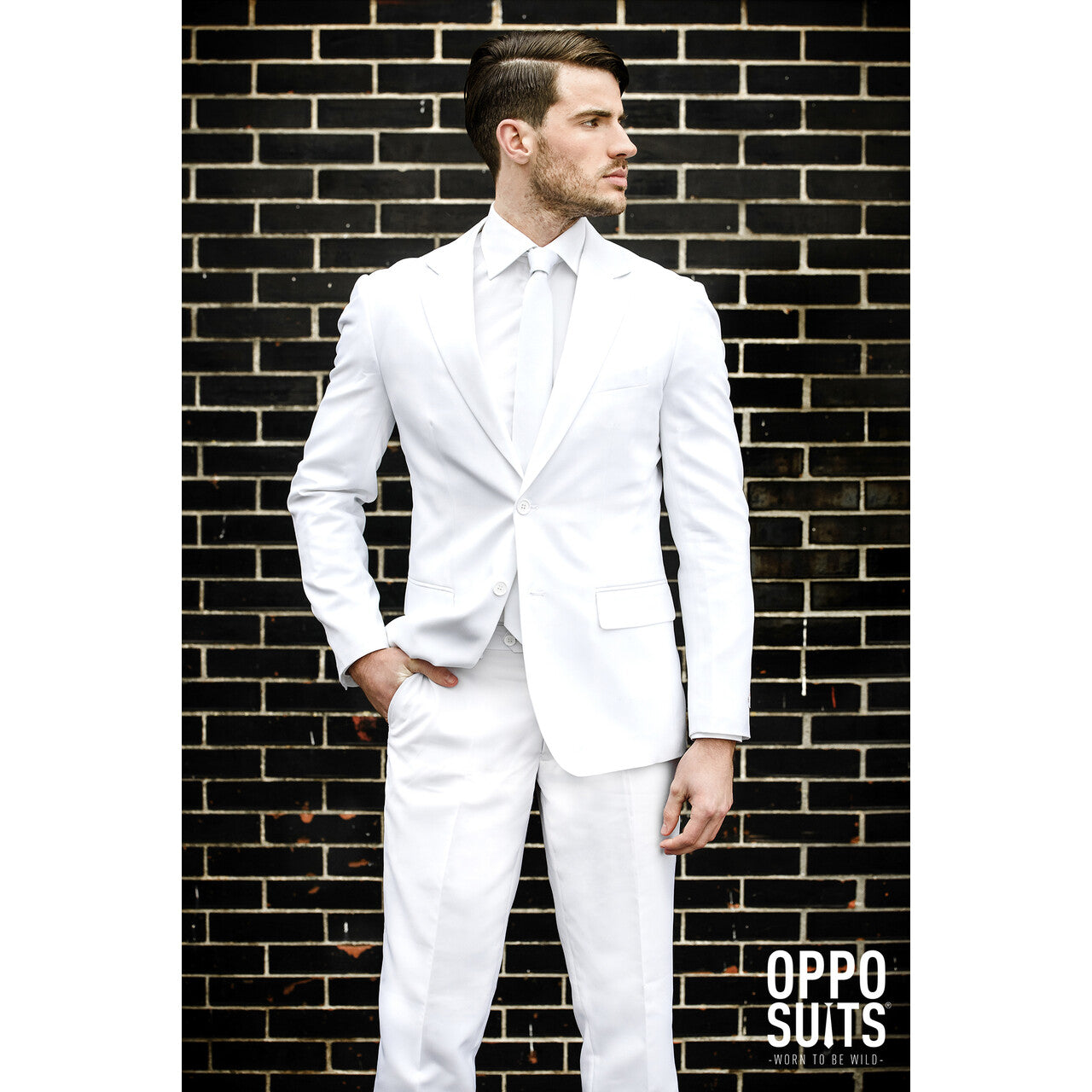 Op deze afbeelding zie je een Kostuums, van het merk Opposuits. Angel White Night Opposuit Man Kostuum