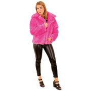 Op deze afbeelding zie je een Kostuums, van het merk PartyXplosion. Bontjas Aso Schreeuwend Roze Vrouw