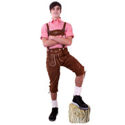 Op deze afbeelding zie je een Kostuums, van het merk PartyXplosion. Lederhose Sigmund Schlappeseppel Oktoberfest Man