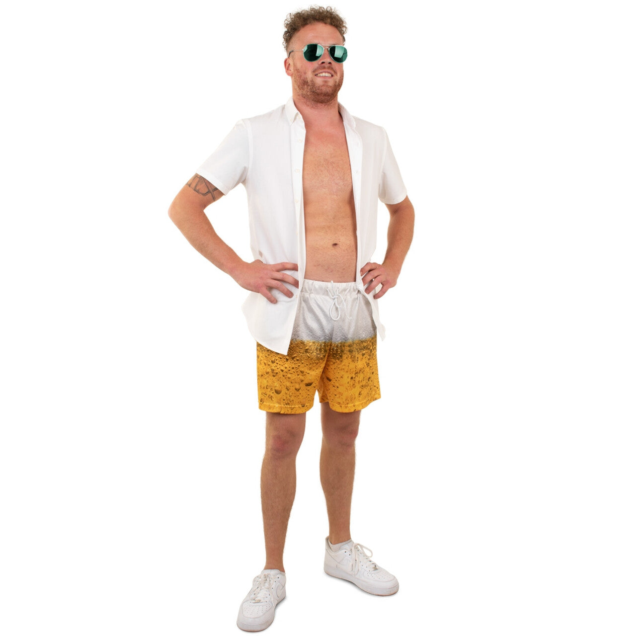 Op deze afbeelding zie je een Kostuums, van het merk PartyXplosion. Zwemmen In Het Bier Vat Man