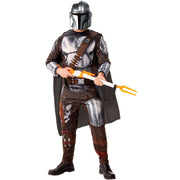 Op deze afbeelding zie je een Kostuums, van het merk Rubies. Mandalorian Kostuum