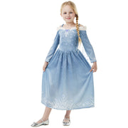 Op deze afbeelding zie je een Kostuums, van het merk Rubies. Elsa Prinses Olafs Frozen Avontuur Meisje Kostuum