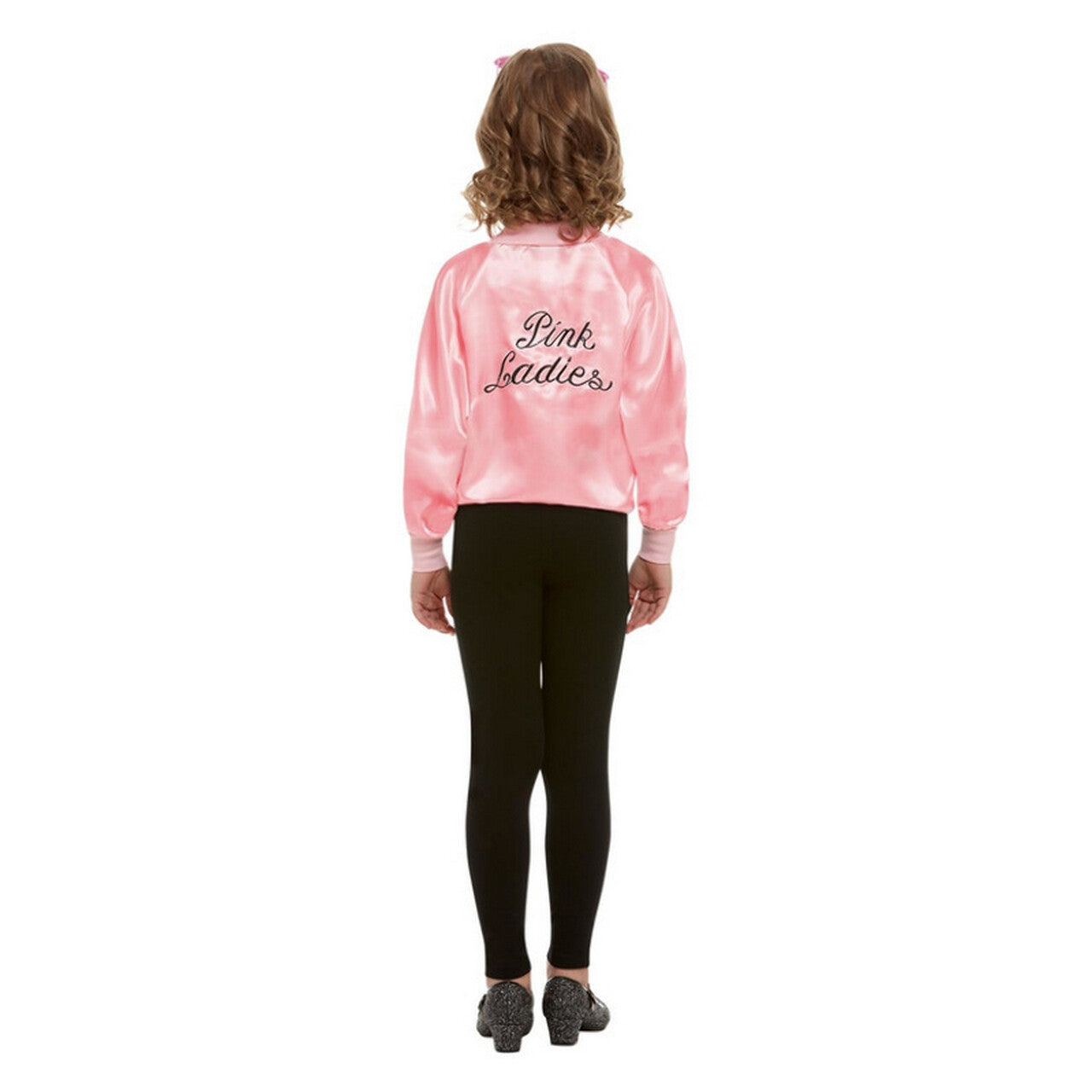 Op deze afbeelding zie je een Kostuums, van het merk Smiffy's. Grease Pink Ladies Jas Betty Meisje