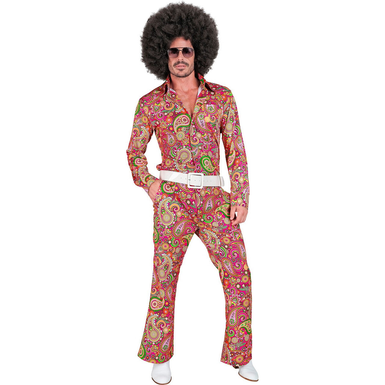 Op deze afbeelding zie je een Kostuums, van het merk Widmann. So Into The 60s Patrick Paisley Wijde Pijpen Broek Man
