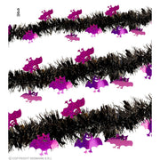 Op deze afbeelding zie je een Decoratie, van het merk Widmann. Slinger Halloween Vleermuis