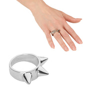Op deze afbeelding zie je een Accessoires, van het merk Widmann. Punk Ring Zilver Met 3 Nagels