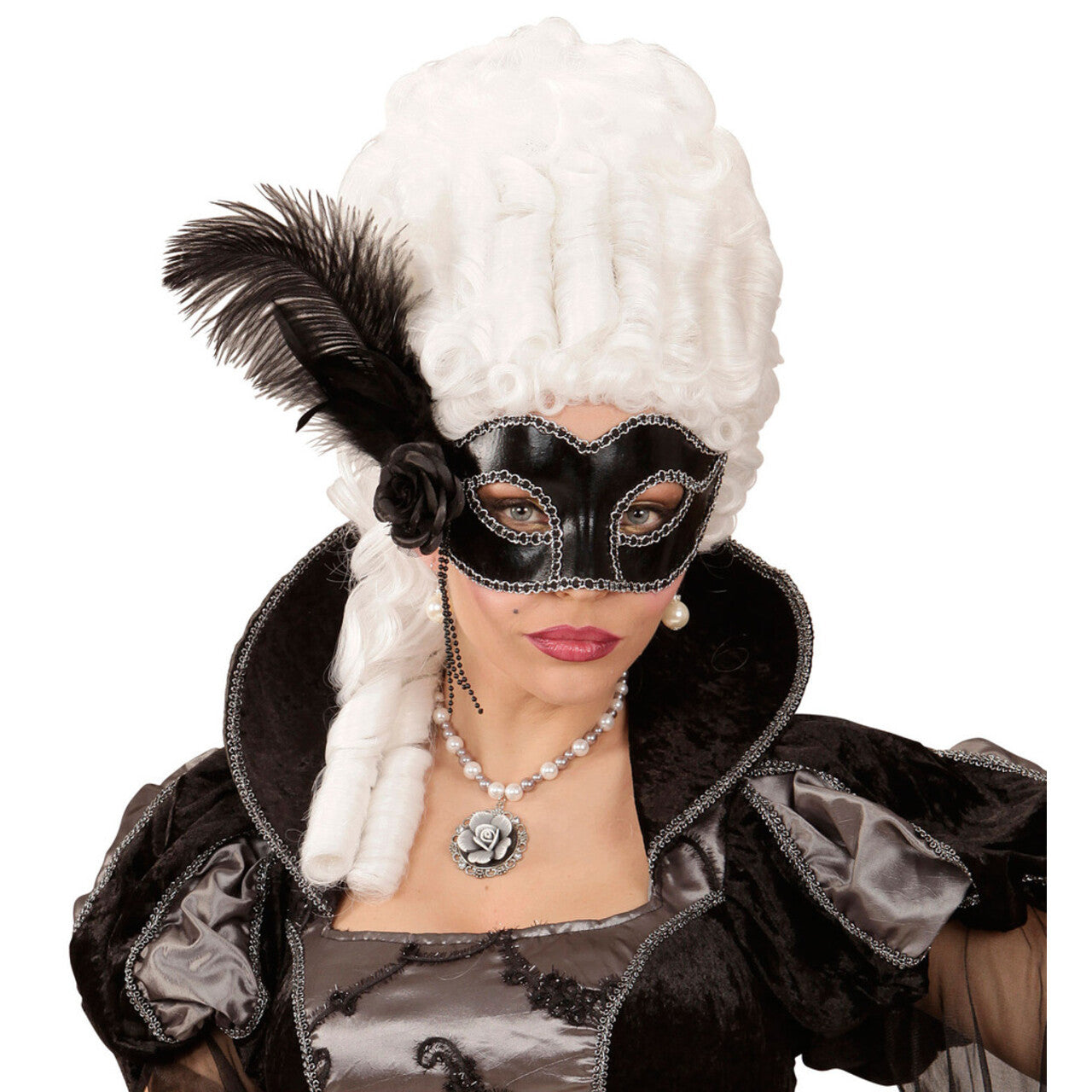Op deze afbeelding zie je een Accessoires, van het merk Widmann. Signorina Oogmasker Venetie Zwart Met Veren