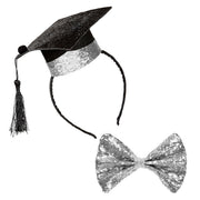 Op deze afbeelding zie je een Accessoires, van het merk Widmann. Afgestudeerde Set College
