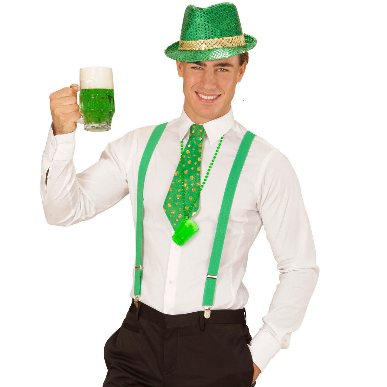 Op deze afbeelding zie je een Accessoires, van het merk Widmann. Funky Shot Glas Neon Groen Met Ketting