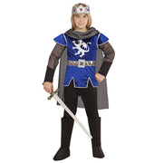 Op deze afbeelding zie je een Kostuums, van het merk Widmann. King Arthur Blue Steel Blauw Jongen Kostuum