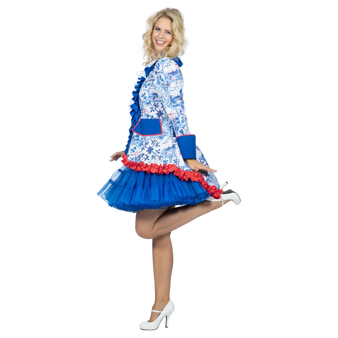 Op deze afbeelding zie je een Kostuums, van het merk Wilbers. Jas Holland Delftsblauwe Tegels Vrouw