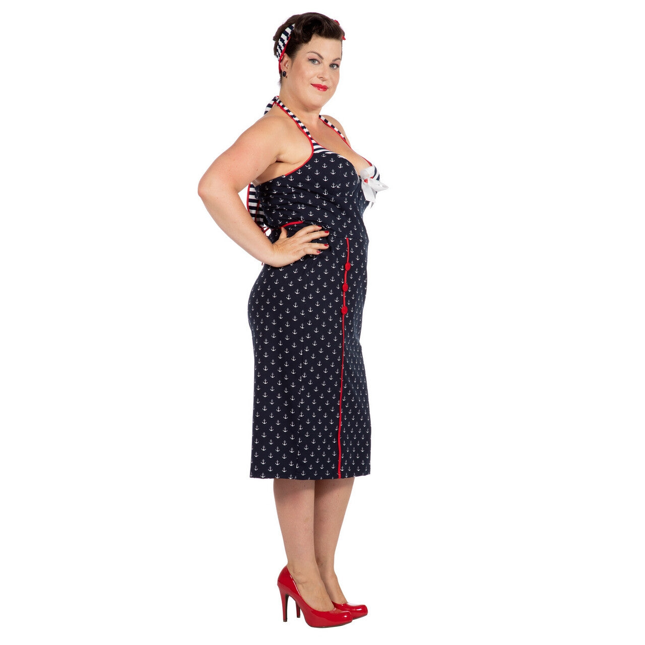 Op deze afbeelding zie je een Kostuums, van het merk Wilbers. Rockabilly Anchors Away Pin-Up Vrouw Kostuum