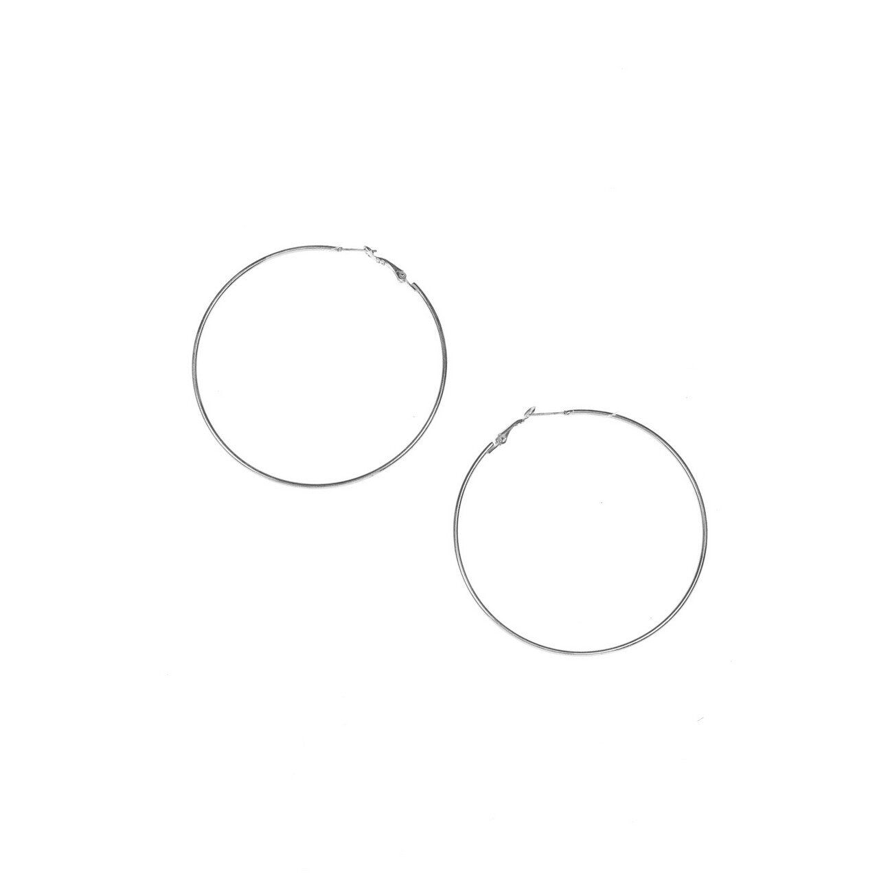 Op deze afbeelding zie je een Accessoires, van het merk Wilbers. Oorbellen Hoops Groot Zilver